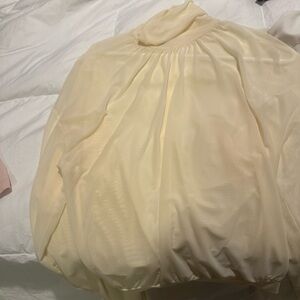 Express Elegant Cream Top